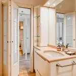 Modern 1 Bedroom Near Gae Aulenti * 米兰