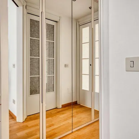 Stylish Flat Steps From Gae Aulenti *